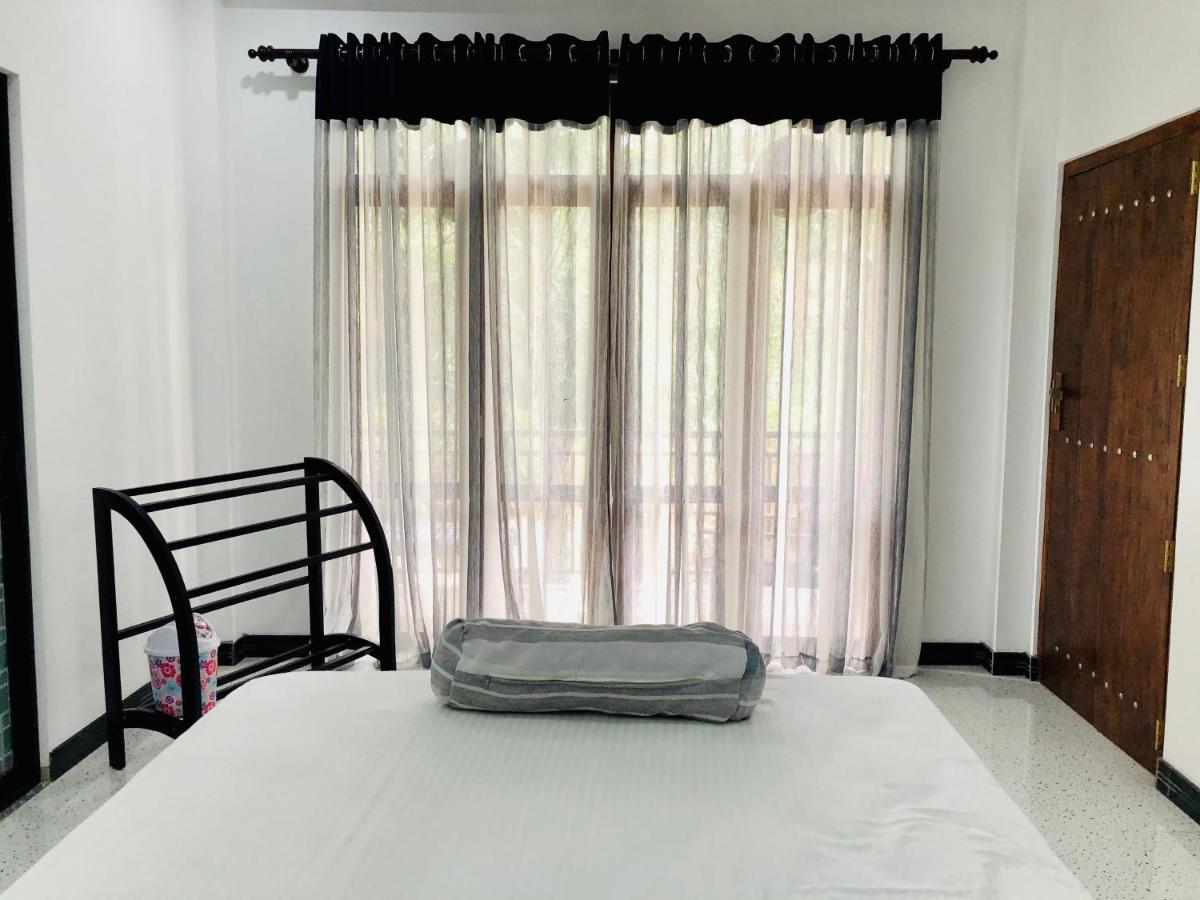 Siri's Residency Apartment Habaraduwa Luaran gambar