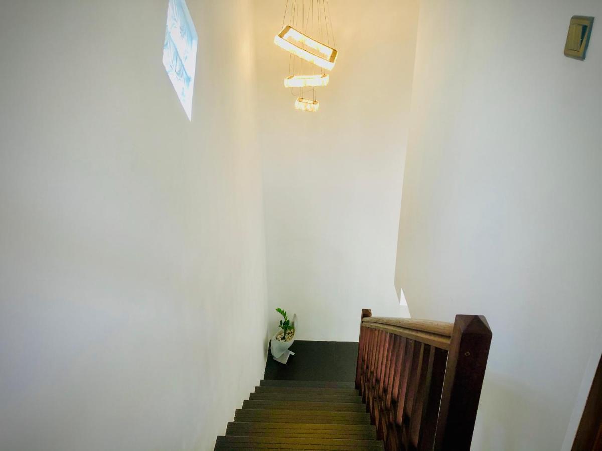Siri's Residency Apartment Habaraduwa Luaran gambar