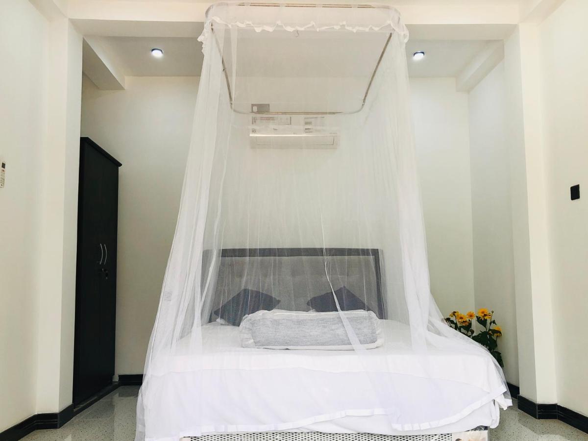 Siri's Residency Apartment Habaraduwa Luaran gambar