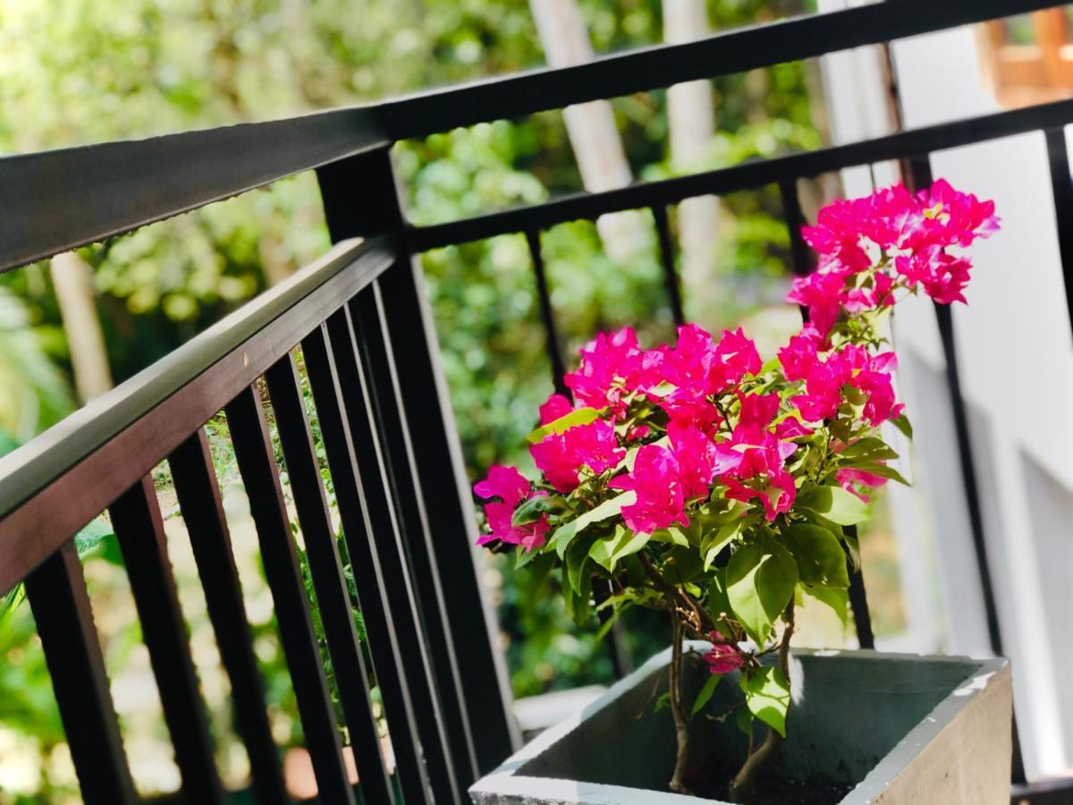 Siri's Residency Apartment Habaraduwa Luaran gambar